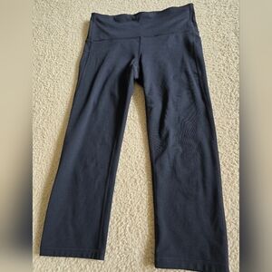 🌈GapFit Blackout Technology Cropped Black Yoga Workout Leggings